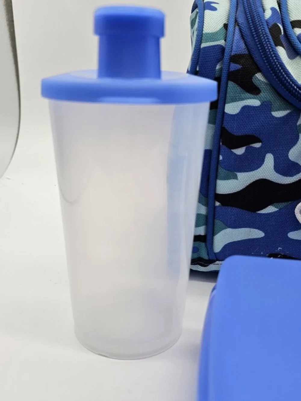 Tupperware Lunch Box Blue Camouflage Lunchbox Cup Container Sandwich Keeper 4 Pc